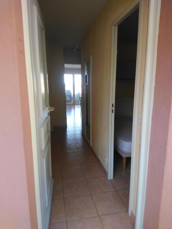 Coudouliere Vue Mer Et Port Apartment Six-Fours-les-Plages Luaran gambar