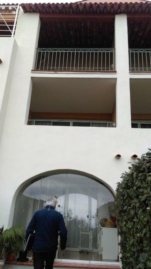 Coudouliere Vue Mer Et Port Apartment Six-Fours-les-Plages Luaran gambar